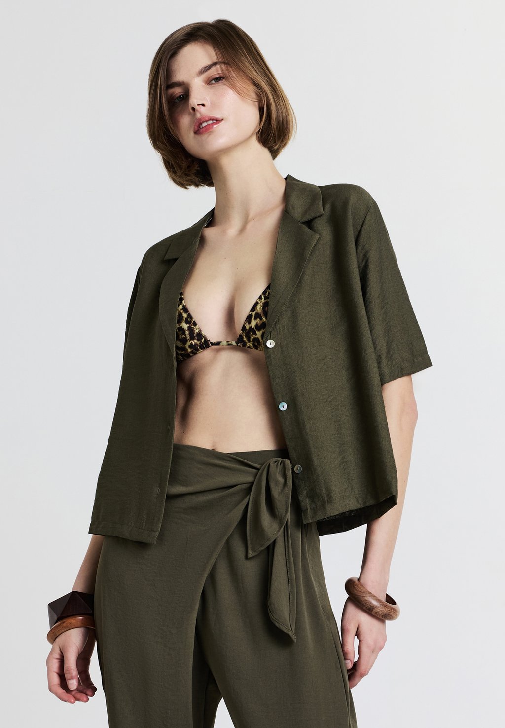 Рубашка Calliope, темно-зеленый
Рубашка Calliope, темно-зеленый