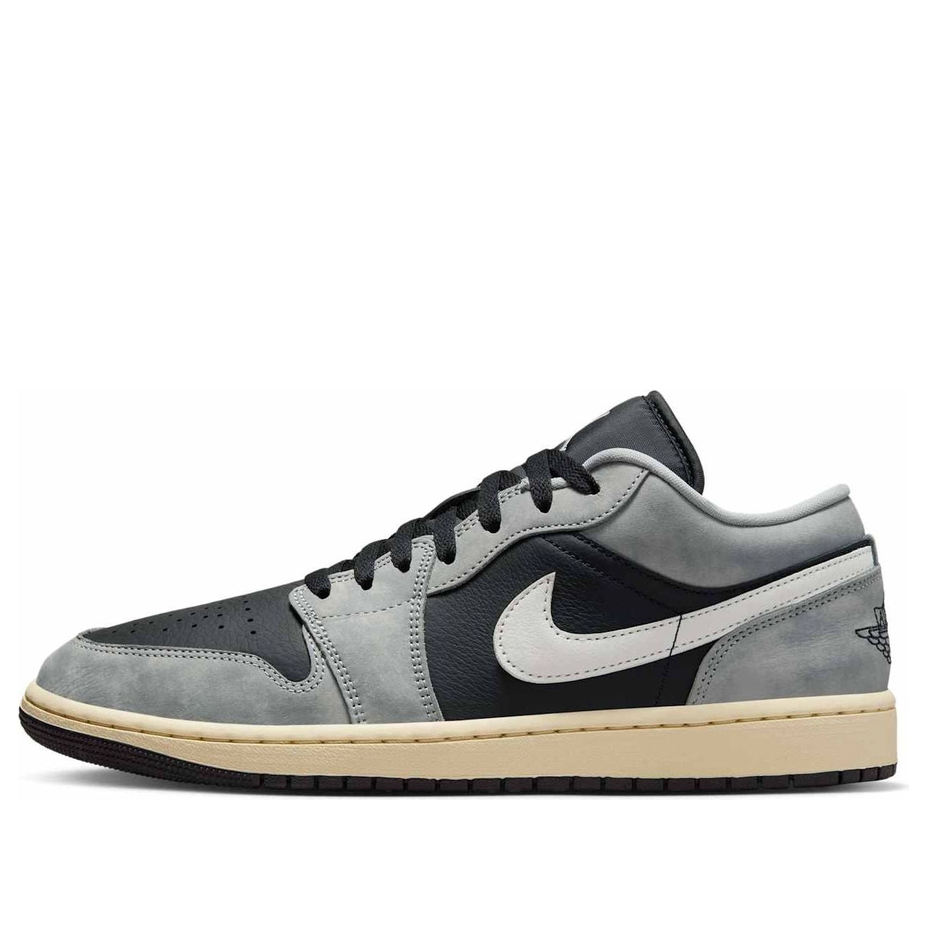 Кроссовки Air Jordan 1 Low SE 'Light Smoke Grey Off Noir'
Кроссовки Air Jordan 1 Low SE 'Light Smoke Grey Off Noir'