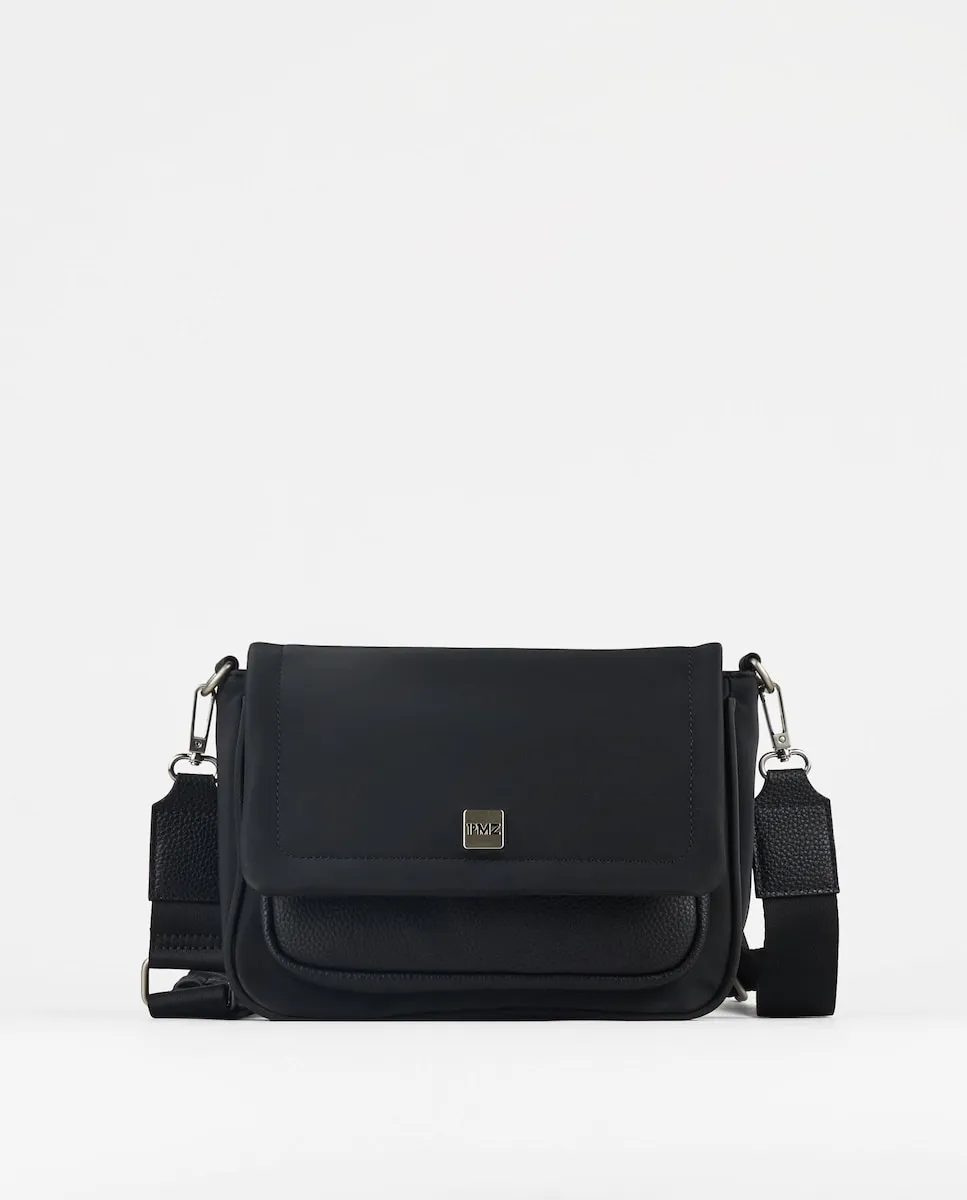 Женская нейлоновая сумка через плечо с клапаном PACOMARTINEZ, черный
Женская нейлоновая сумка через плечо с клапаном PACOMARTINEZ, черный