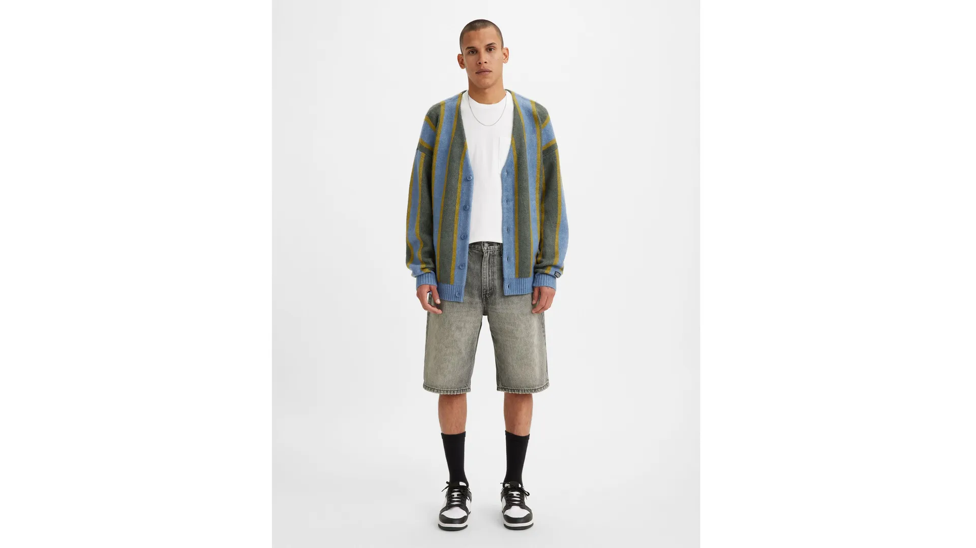 469 свободные мужские шорты 12 дюймов Levi's, серый
469 свободные мужские шорты 12 дюймов Levi's, серый