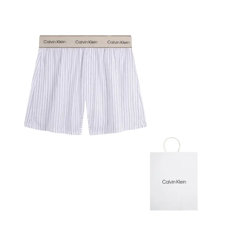 Мужские боксеры Calvin Klein, белый
Мужские боксеры Calvin Klein, белый