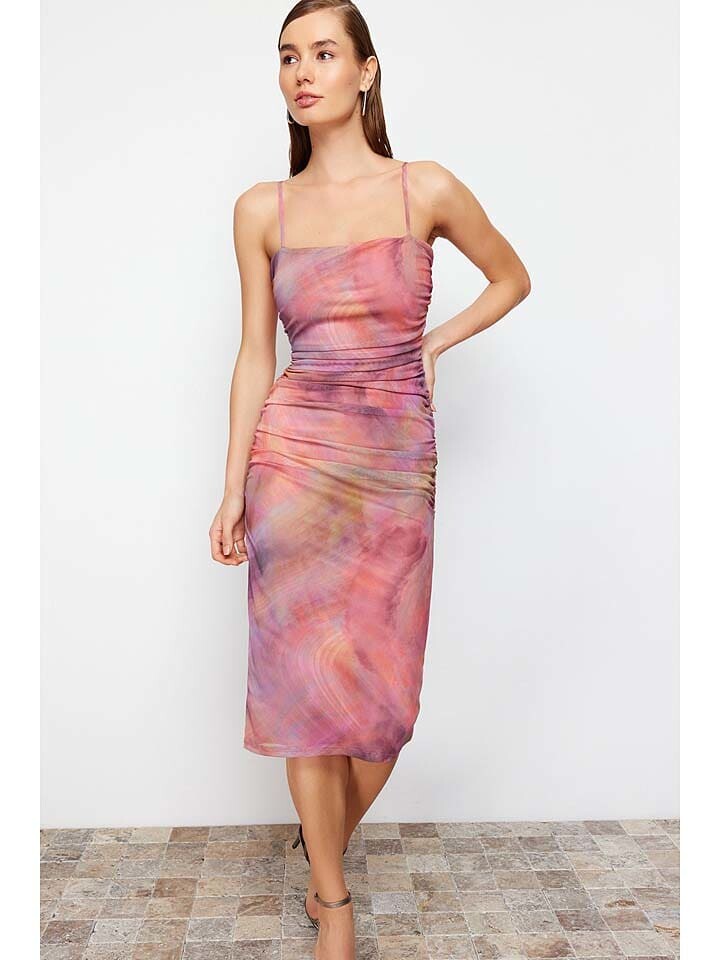 Платье до колена trendyol Kleid, розовый
Платье до колена trendyol Kleid, розовый