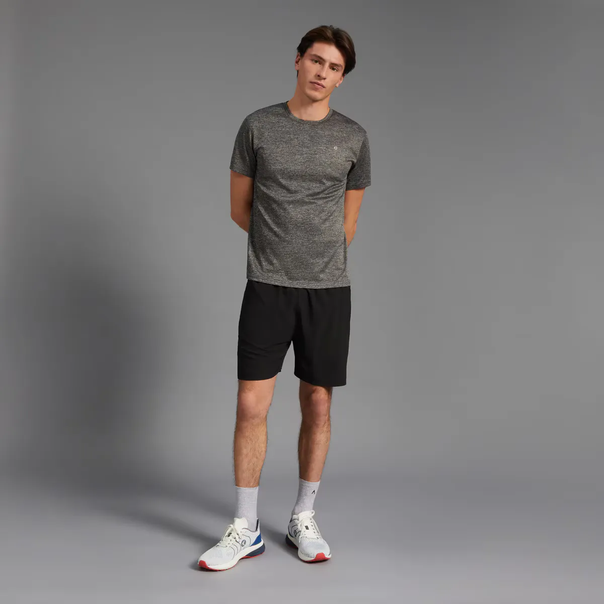 Мужские 5-дюймовые шорты для бега Boomerang, чёрный
Мужские 5-дюймовые шорты для бега Boomerang, чёрный