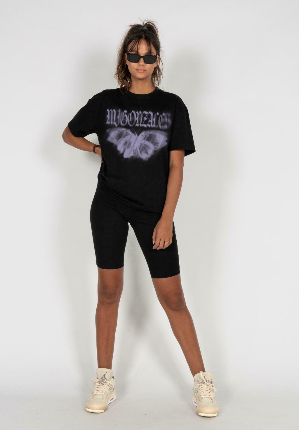 Футболка с принтом HEAVY-ILLUSION MJ Gonzales, черный
Футболка с принтом HEAVY-ILLUSION MJ Gonzales, черный