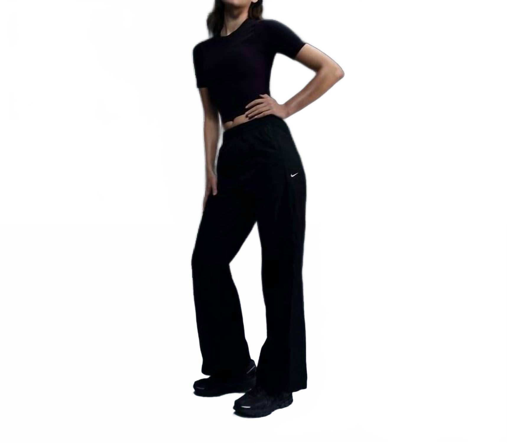 Женские высокие спортивные брюки Windrunner с открытым низом, черные Nike
Женские высокие спортивные брюки Windrunner с открытым низом, черные Nike