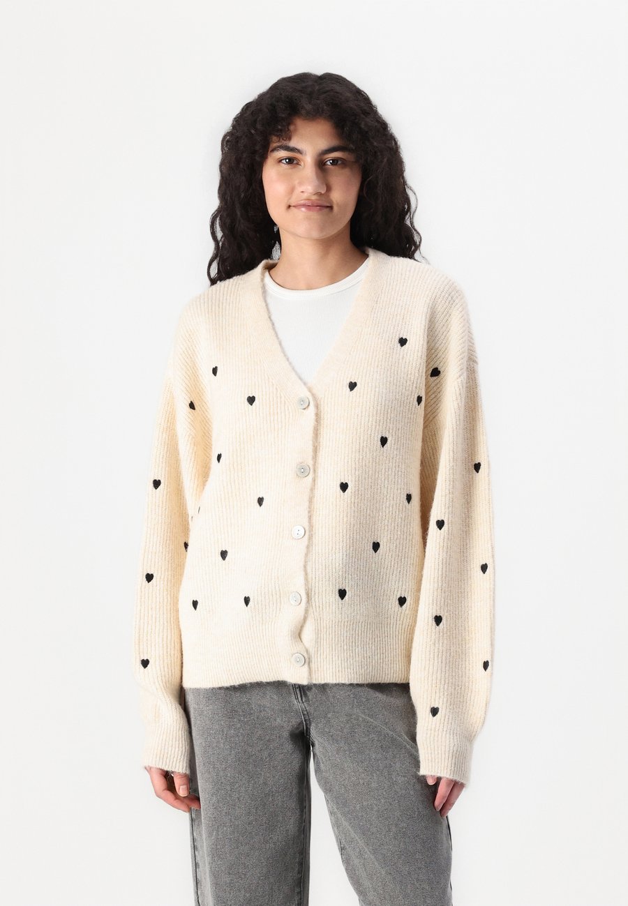 Кардиган YAS EMBROIDED, Birch /Off-White
Кардиган YAS EMBROIDED, Birch /Off-White