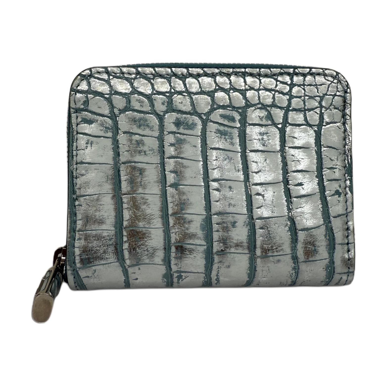 LOUIS VUITTON Матовый кожаный кошелек для монет унисекс ледниково-голубой
LOUIS VUITTON Матовый кожаный кошелек для монет унисекс ледниково-голубой