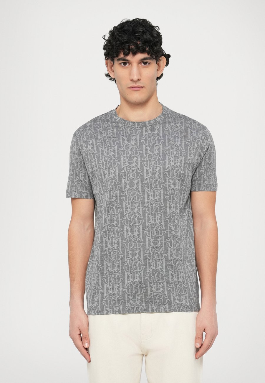 Футболка Cavalli Uomo ALL OVER TEE, Antracite/Grey, Серый, Футболка Cavalli Uomo ALL OVER TEE, Antracite/Grey
Футболка Cavalli Uomo ALL OVER TEE, Antracite/Grey, Серый, Футболка Cavalli Uomo ALL OVER TEE, Antracite/Grey