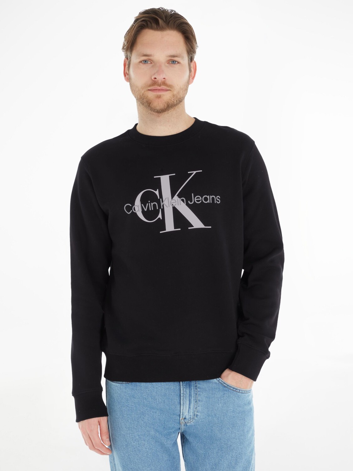 Джинсы Core - хлопковый свитшот с монограммой и логотипом Calvin Klein, ск черный
Джинсы Core - хлопковый свитшот с монограммой и логотипом Calvin Klein, ск черный