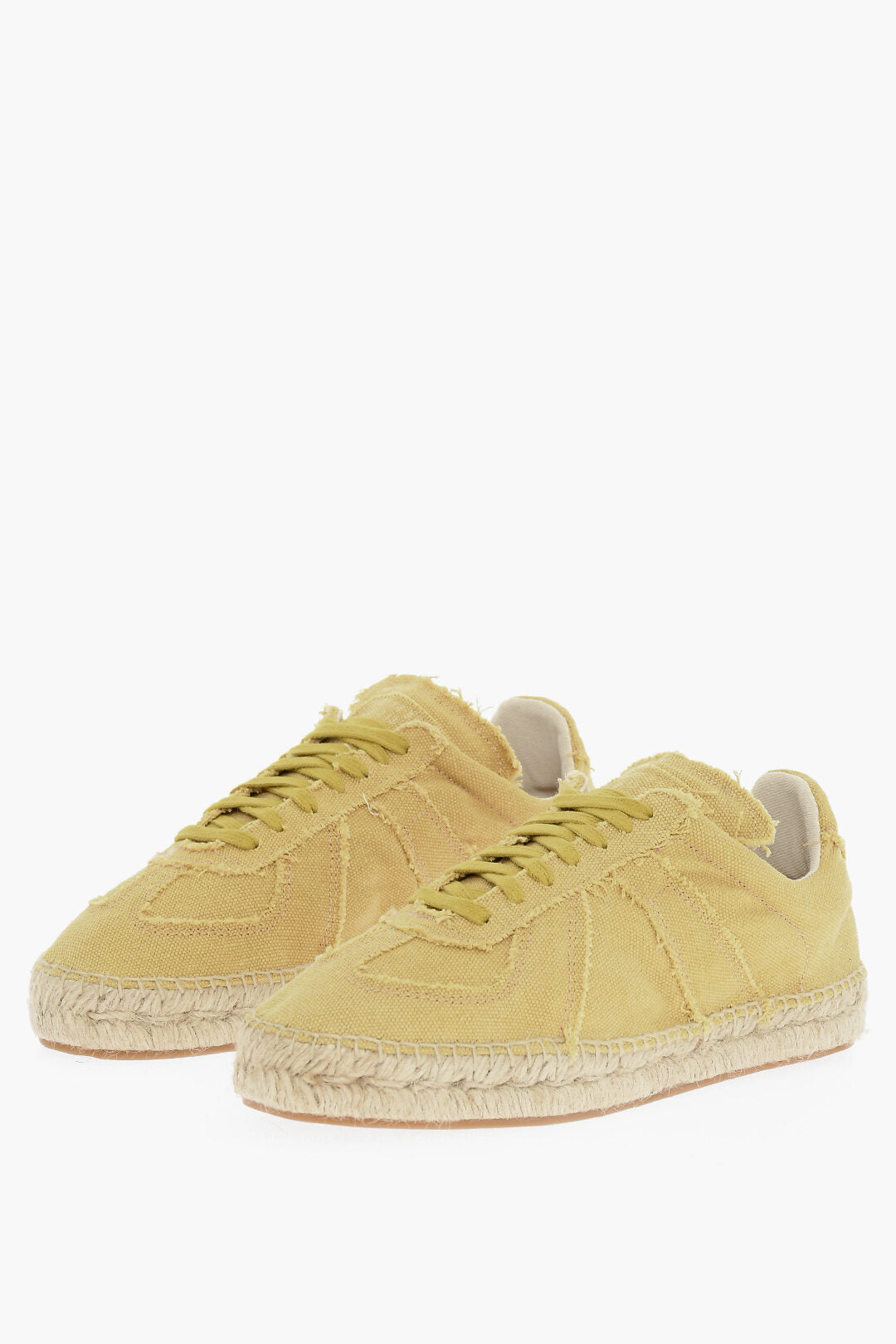 Низкие кроссовки Maison Margiela Mm22 с винтажным эффектом и подошвой из джута, желтый
Низкие кроссовки Maison Margiela Mm22 с винтажным эффектом и подошвой из джута, желтый