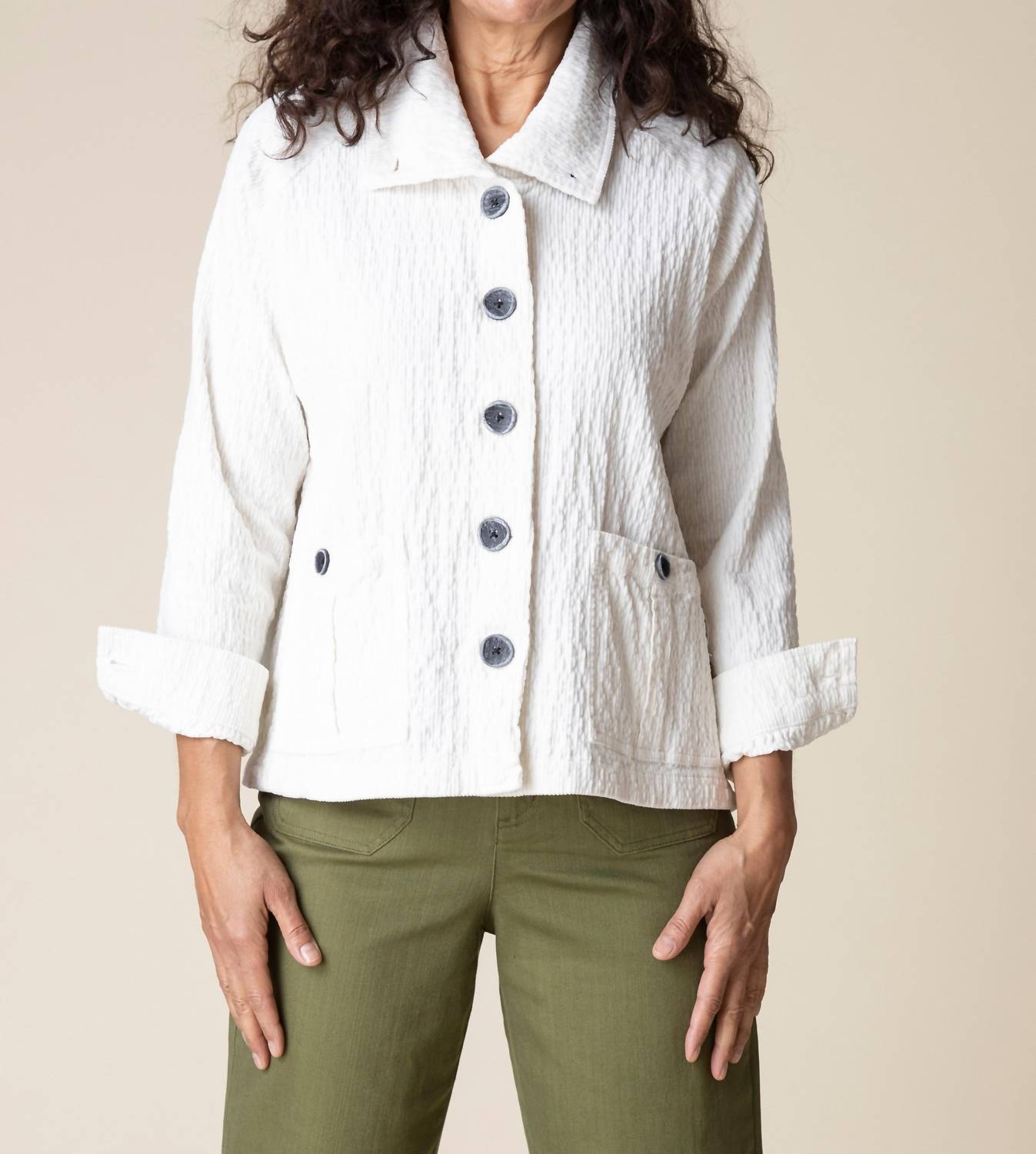 Белая грубая эластичная куртка-карго из вельвета Habitat
Белая грубая эластичная куртка-карго из вельвета Habitat