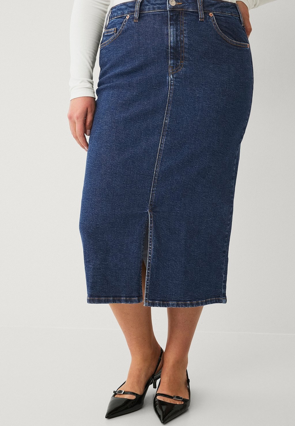 Джинсовая юбка Ellos Plus collection, темно-синий
Джинсовая юбка Ellos Plus collection, темно-синий
