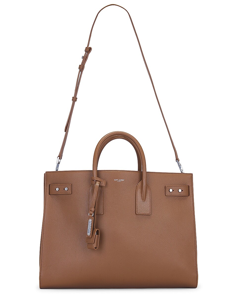 Тонкая сумка Saint Laurent, цвет Fox
Тонкая сумка Saint Laurent, цвет Fox