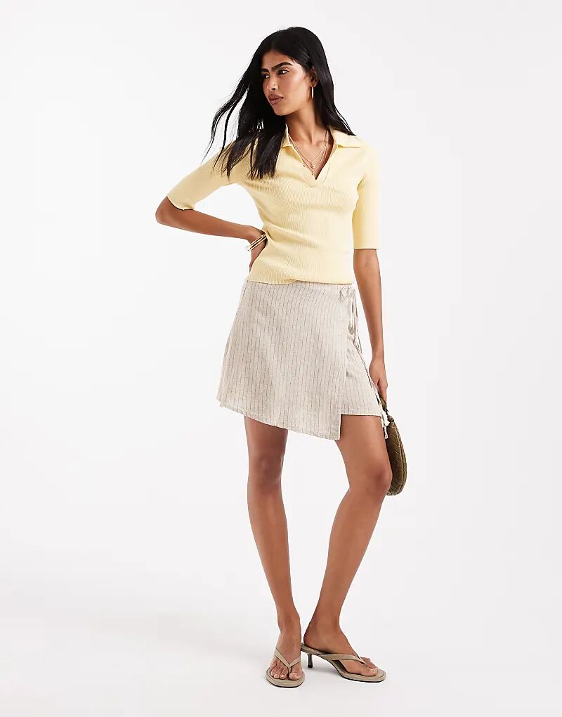 Юбка-запах JJXX в кремовую полоску
Юбка-запах JJXX в кремовую полоску