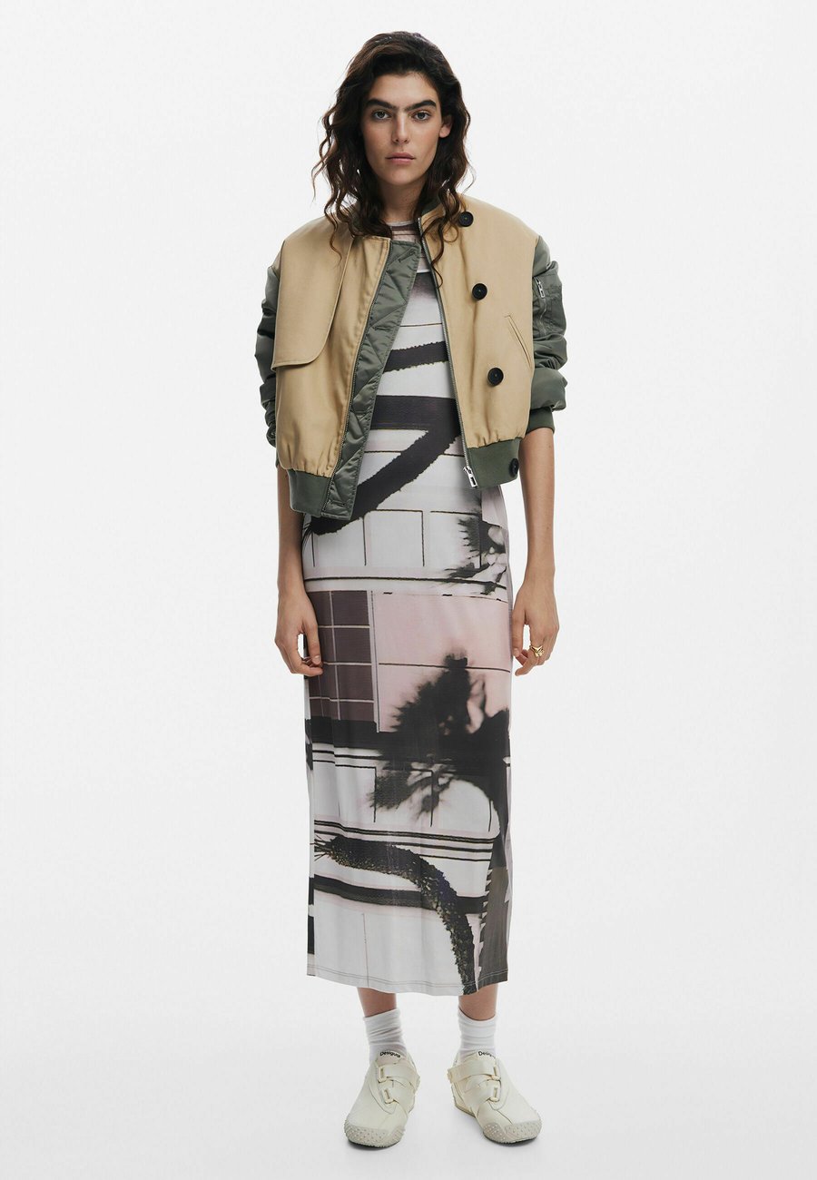 Платье Desigual Jersey dress, Beige
Платье Desigual Jersey dress, Beige