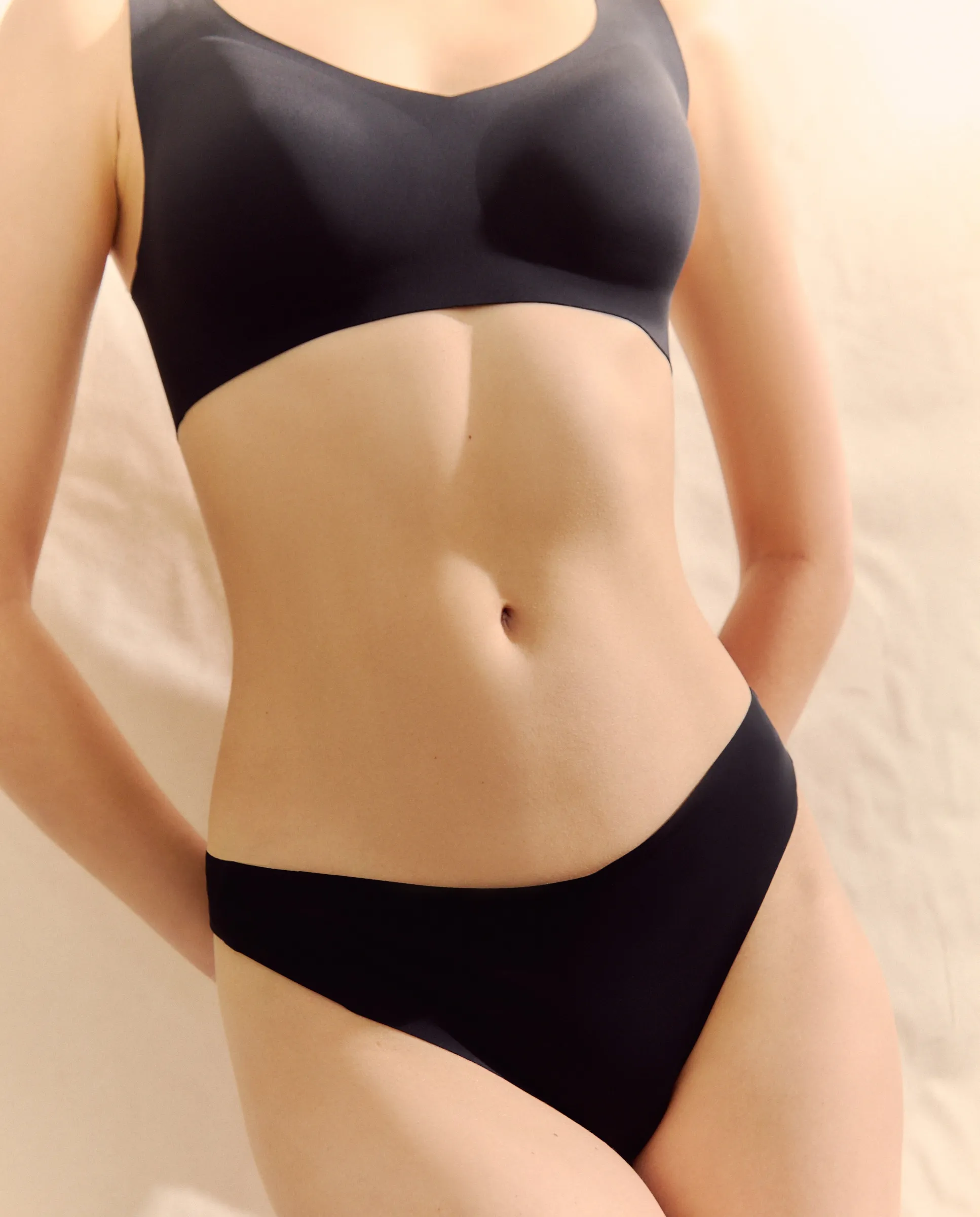 Женское бесшовное белье танга Énfasis, черный
Женское бесшовное белье танга Énfasis, черный