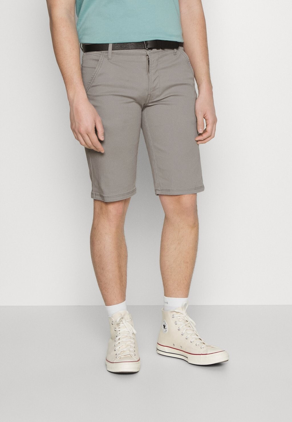 Шорты CLASSIC CHINO BELT Lindbergh, цвет silver grey
Шорты CLASSIC CHINO BELT Lindbergh, цвет silver grey