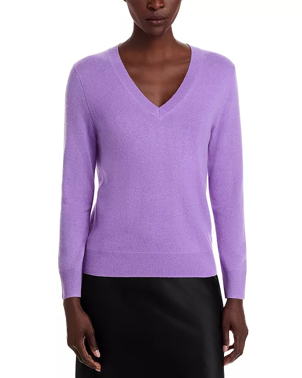 Свитер с V-образным вырезом из 100% кашемира - эксклюзивная модель. C By Bloomingdale'S Cashmere, фиолетовый
Свитер с V-образным вырезом из 100% кашемира - эксклюзивная модель. C By Bloomingdale'S Cashmere, фиолетовый