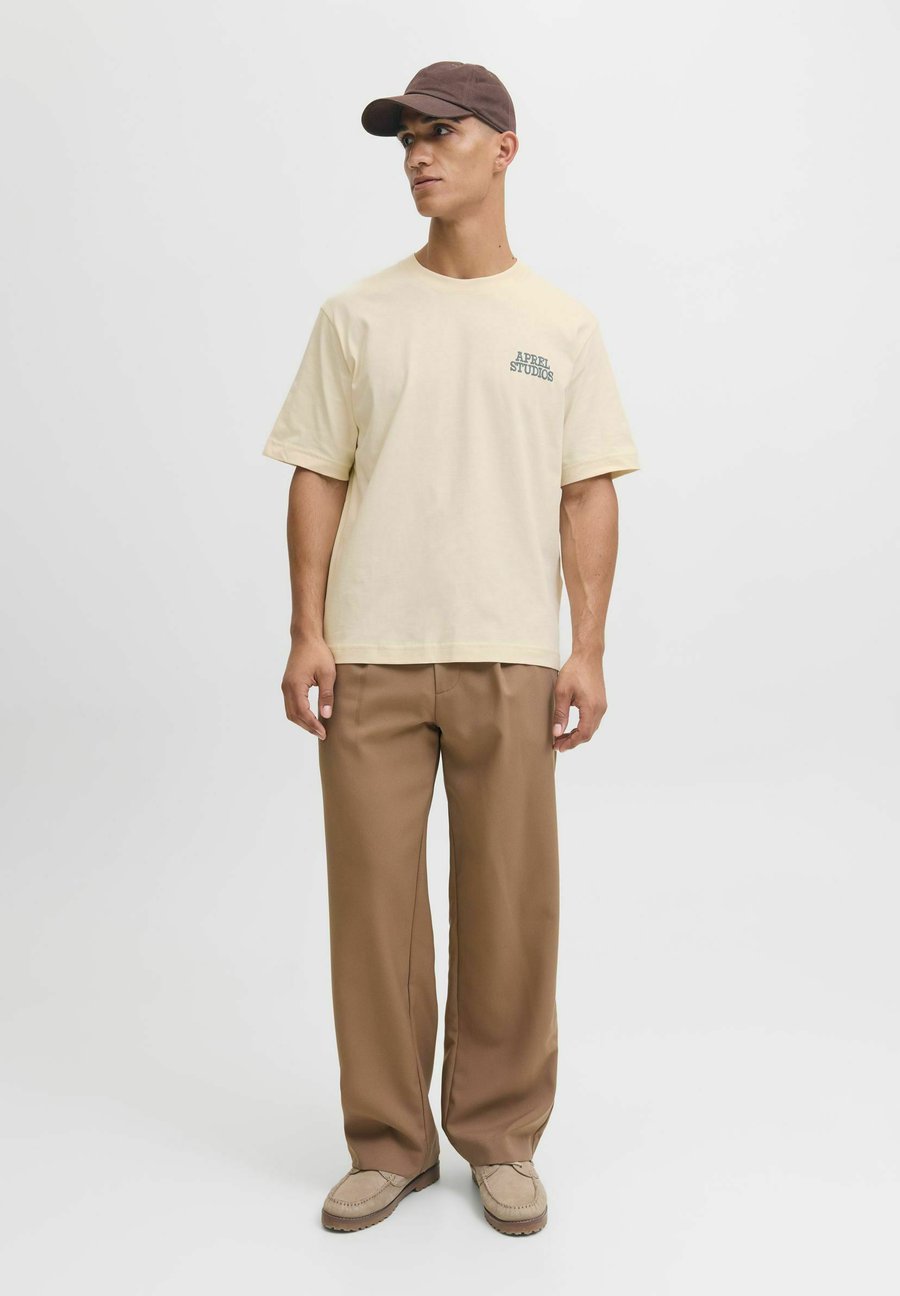 Футболка aprel 2ER-PACK, Buttercream/Beige
Футболка aprel 2ER-PACK, Buttercream/Beige