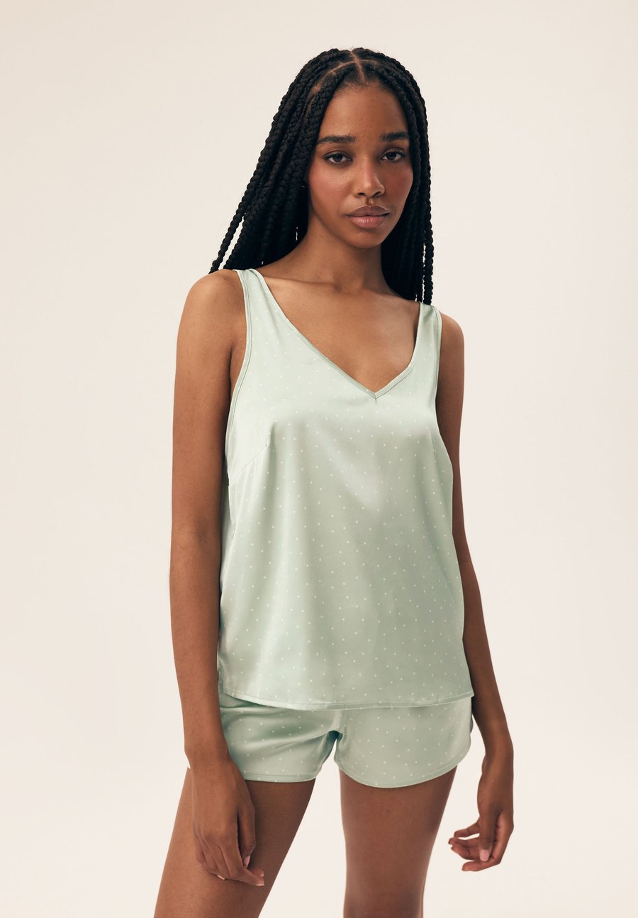 Пижамный комплект ESOTIQ RENNE, Light Turquoise/Mint
Пижамный комплект ESOTIQ RENNE, Light Turquoise/Mint