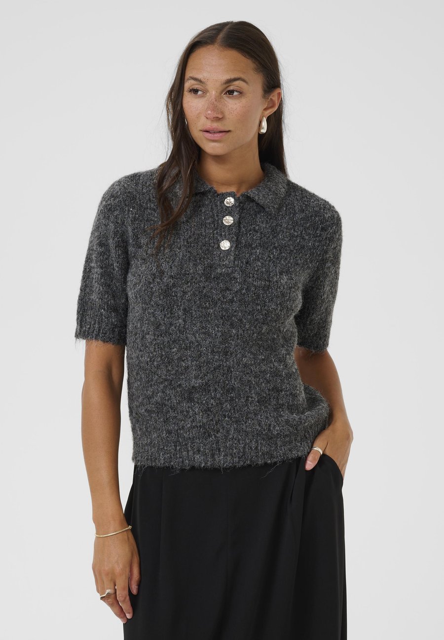 Поло Kaffe KAEMILIE , Dark Grey Melange/Dark Grey
Поло Kaffe KAEMILIE , Dark Grey Melange/Dark Grey