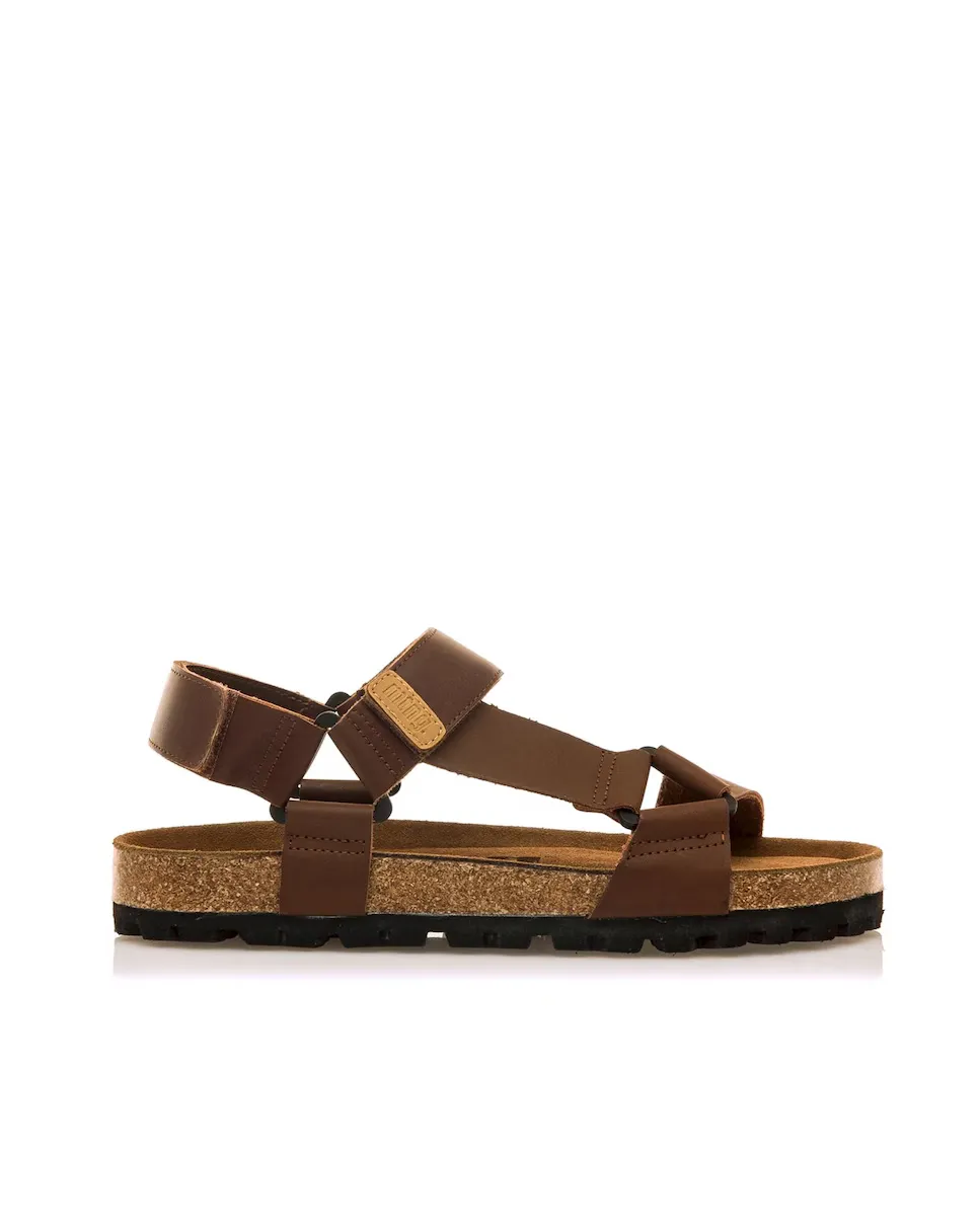 Мужские сандалии на плоской подошве с застежкой-липучкой Mustang, коричневый
Мужские сандалии на плоской подошве с застежкой-липучкой Mustang, коричневый