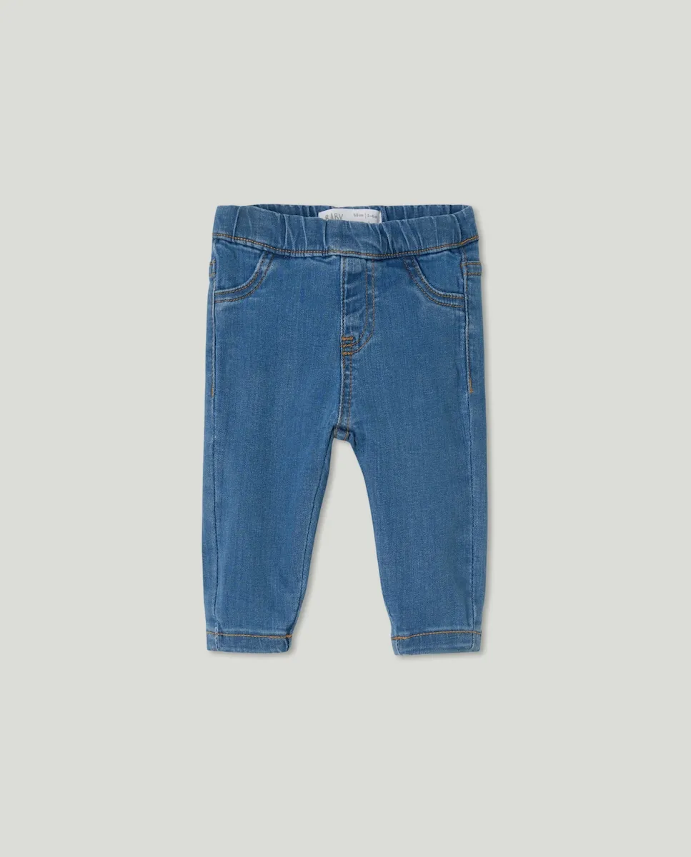 Джинсы-леггинсы для маленькой девочки Baby El Corte Inglés, светло-голубой
Джинсы-леггинсы для маленькой девочки Baby El Corte Inglés, светло-голубой