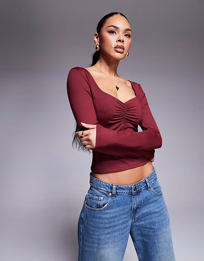 ASOS DESIGN облегающий топ с длинными рукавами и сборками на груди в бордовом цвете
ASOS DESIGN облегающий топ с длинными рукавами и сборками на груди в бордовом цвете