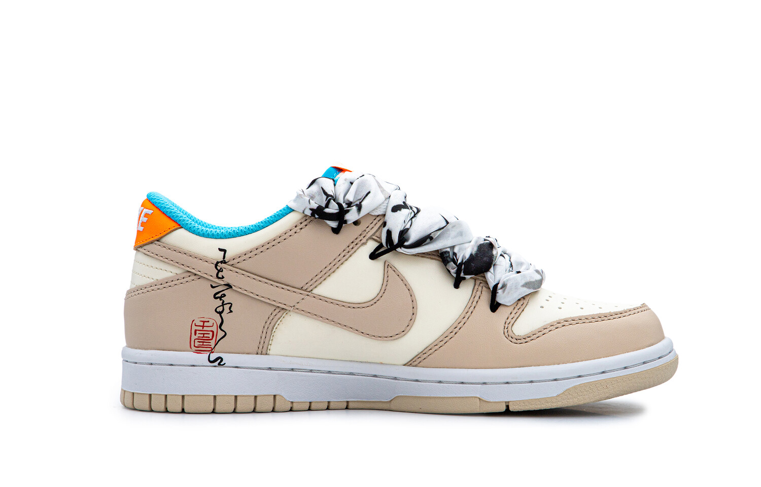 Кроссовки Nike Dunk Skateboarding Shoes Women's Low-top Off-white, цвет Off-white
Кроссовки Nike Dunk Skateboarding Shoes Women's Low-top Off-white, цвет Off-white