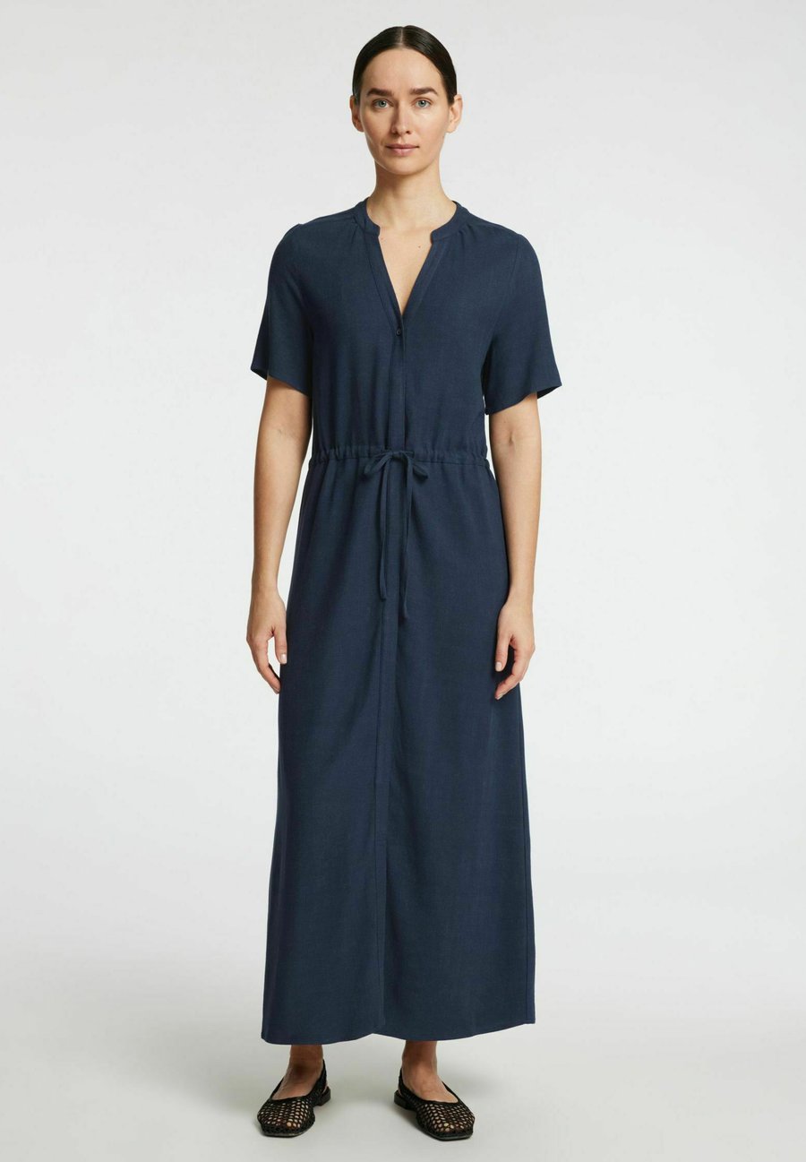 Платье Selected Femme Maxi dress, Dark Sapphire/Mottled Dark Blue
Платье Selected Femme Maxi dress, Dark Sapphire/Mottled Dark Blue