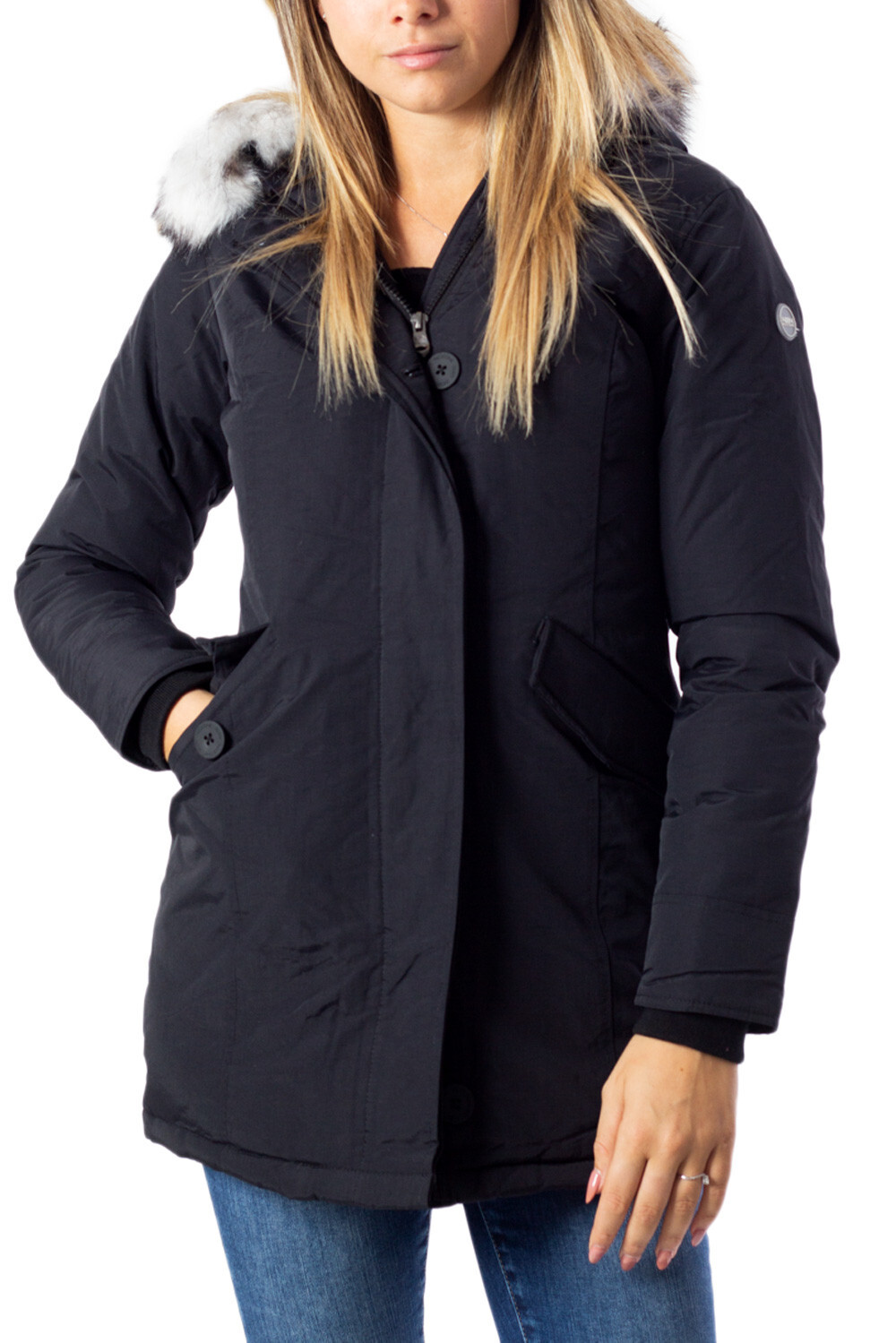 Куртка No Zone с меховым капюшоном, черный
Куртка No Zone с меховым капюшоном, черный