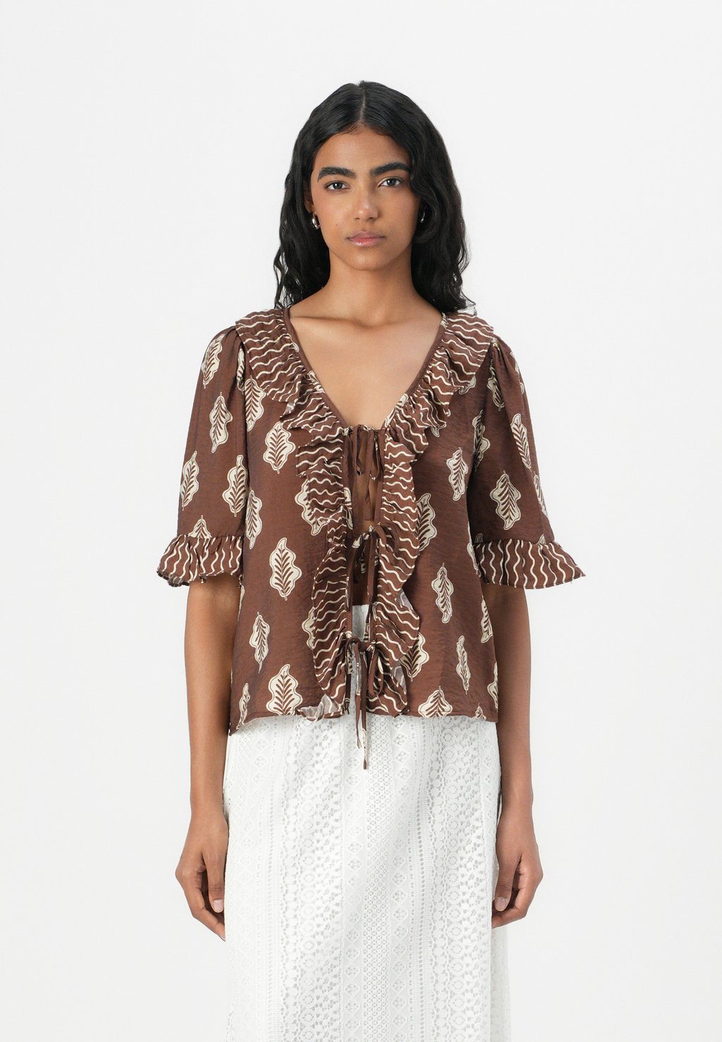 Блуза VMROMA TIE Vero Moda, коричневый
Блуза VMROMA TIE Vero Moda, коричневый