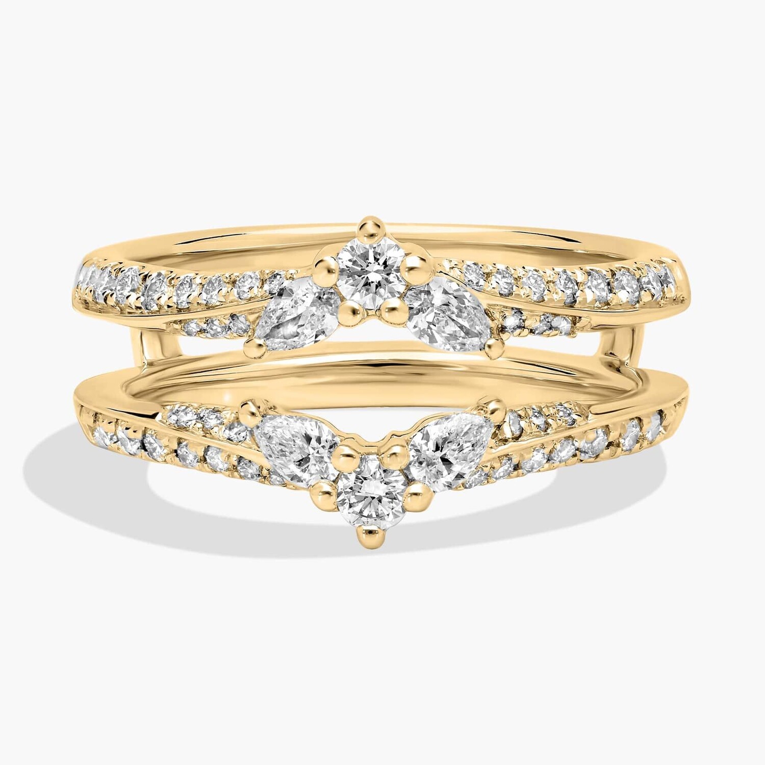 Кольцо с бриллиантовой вставкой в виде крылатого ролловера из 14-каратного желтого золота (5/8 карата). Blue Nile
Кольцо с бриллиантовой вставкой в виде крылатого ролловера из 14-каратного желтого золота (5/8 карата). Blue Nile