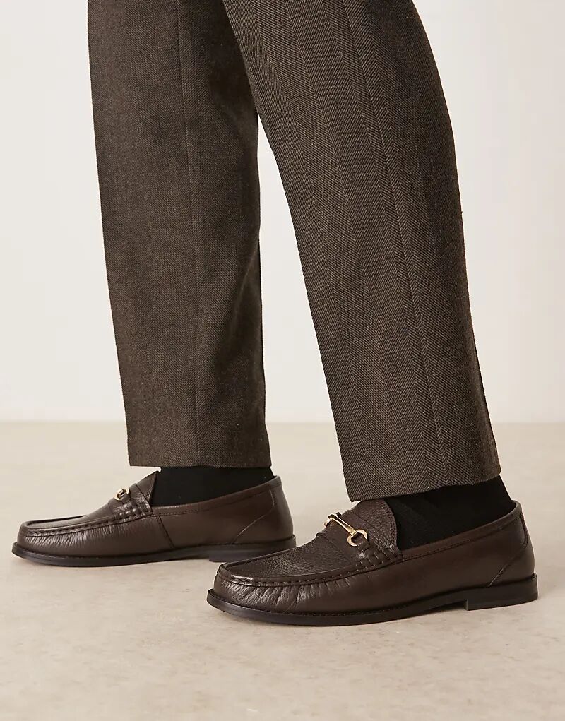 Пенни-лоферы ASOS DESIGN из коричневой кожи с застежками-шлёпанцами
Пенни-лоферы ASOS DESIGN из коричневой кожи с застежками-шлёпанцами