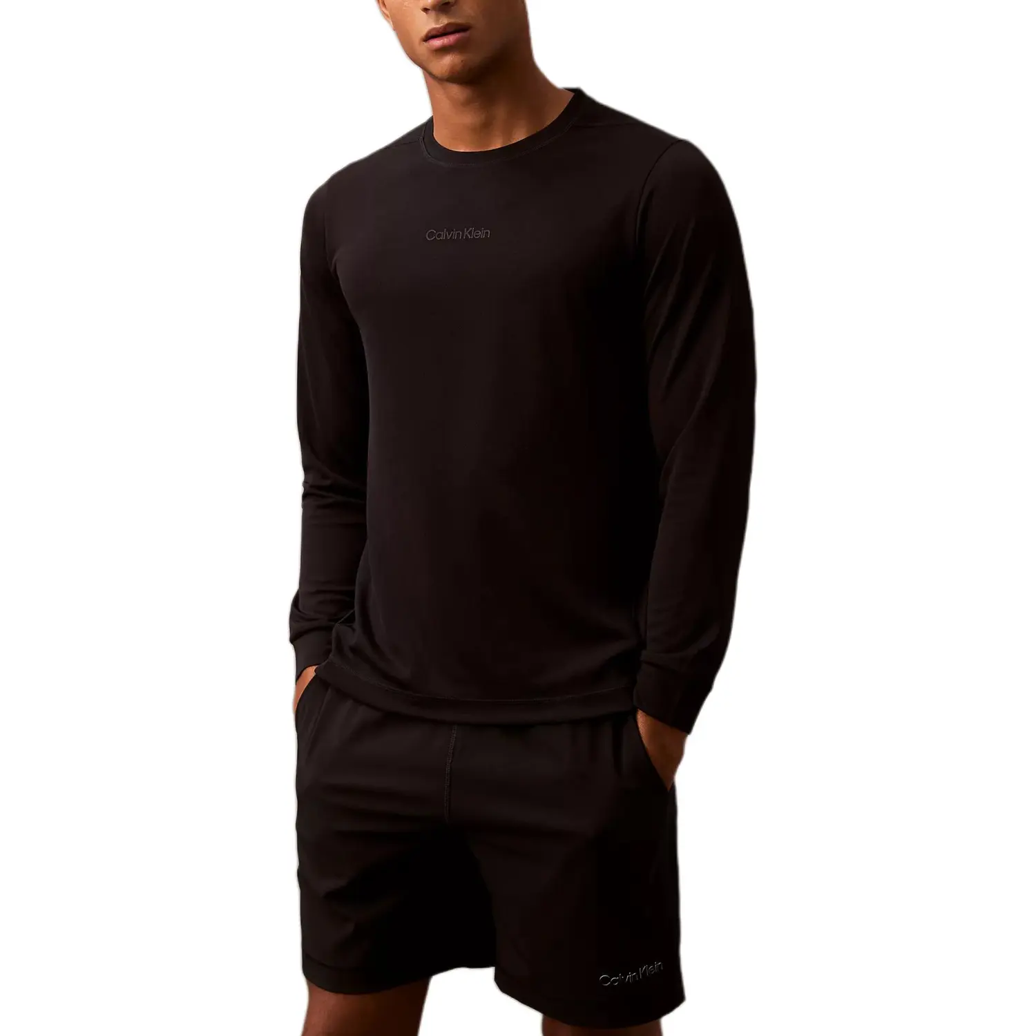 Calvin Klein Футболка мужская черная
Calvin Klein Футболка мужская черная