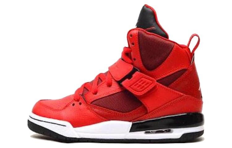 Баскетбольные кроссовки унисекс высокие белые Test
Баскетбольные кроссовки унисекс высокие белые Test