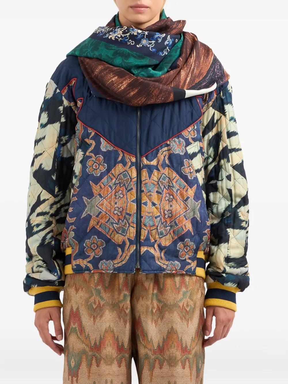 Шелковый платок с принтом Pierre-Louis Mascia, коричневый
Шелковый платок с принтом Pierre-Louis Mascia, коричневый