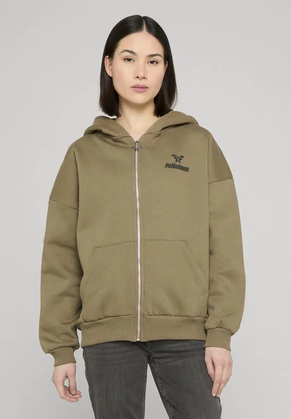 Простая толстовка на молнии с логотипом на груди Felicious, Dusky Green, Зеленый, Простая толстовка на молнии с логотипом на груди Felicious, Dusky Green
Простая толстовка на молнии с логотипом на груди Felicious, Dusky Green, Зеленый, Простая толстовка на молнии с логотипом на груди Felicious, Dusky Green