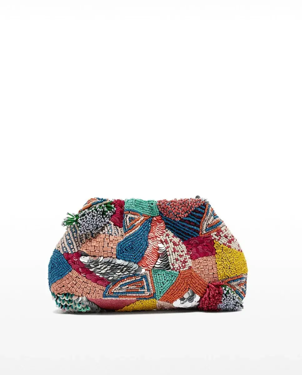 Сумка для вечеринки с бусинами и стразами, трансформирующаяся в сумку через плечо, с магнитной застежкой Parfois, многоцветный
Сумка для вечеринки с бусинами и стразами, трансформирующаяся в сумку через плечо, с магнитной застежкой Parfois, многоцветный