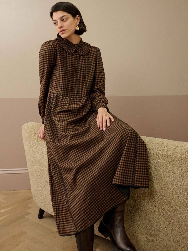 Хлопковое платье-рубашка в клетку Brora, Charcoal/Mocha
Хлопковое платье-рубашка в клетку Brora, Charcoal/Mocha