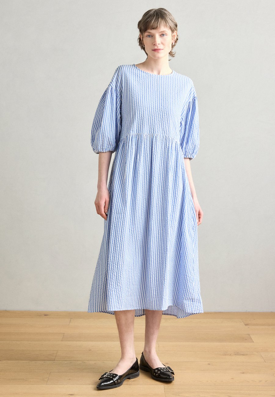 Платье Lindex WILDA, Light Dusty Blue/Blue
Платье Lindex WILDA, Light Dusty Blue/Blue