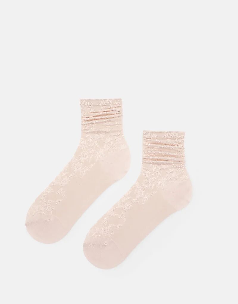 Текстурированные носки Pull&Bear розового цвета
Текстурированные носки Pull&Bear розового цвета