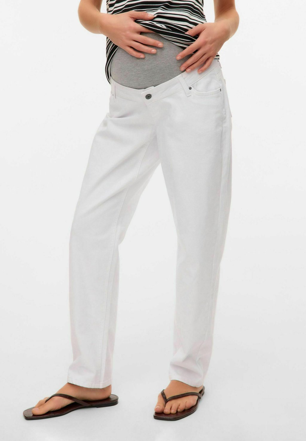 Джинсы прямого кроя UMSTANDS MIT REGULAR FIT NORMAL GESCHNITTEN MAMALICIOUS, белый
Джинсы прямого кроя UMSTANDS MIT REGULAR FIT NORMAL GESCHNITTEN MAMALICIOUS, белый