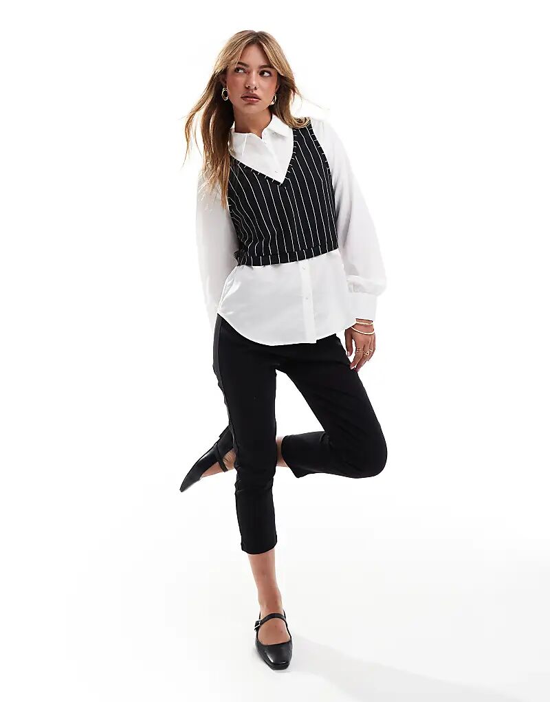 Рубашка 2 в 1 белого цвета JDY
Рубашка 2 в 1 белого цвета JDY