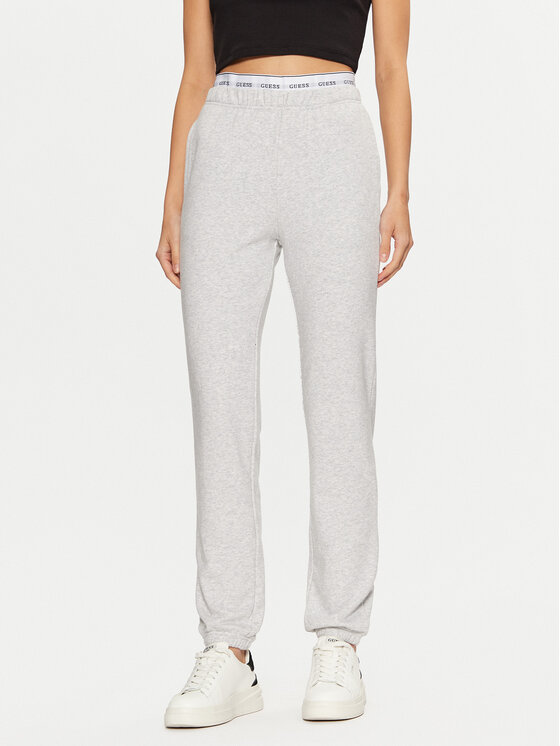 Спортивные брюки обычного кроя O5RB01 KCO31 Guess, серый 
Спортивные брюки обычного кроя O5RB01 KCO31 Guess, серый