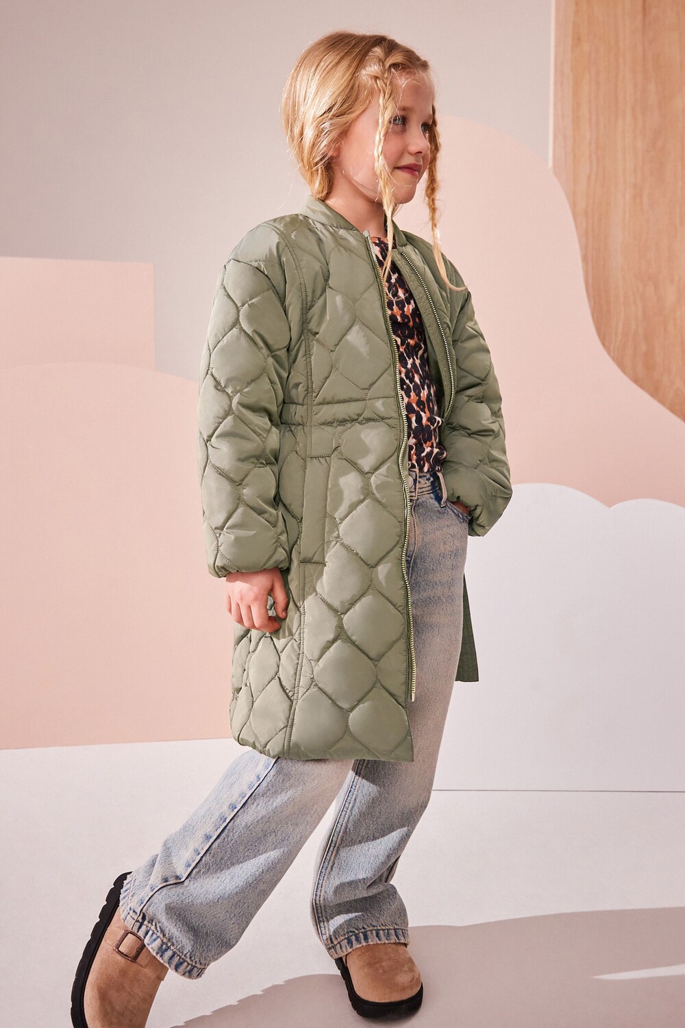 Стеганое пальто с принтом «лук», устойчивое к дождю (3 16 лет) Next, зеленый