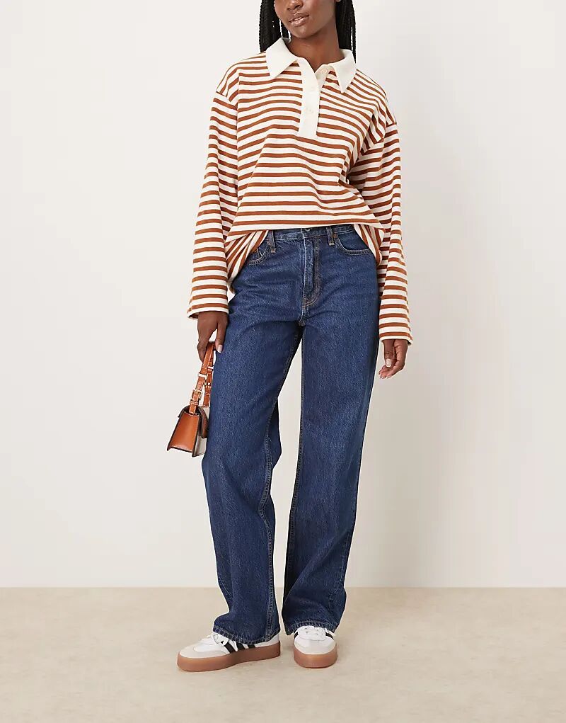 Джинсы свободного кроя с высокой посадкой, прямого покроя, темно-синего цвета Abercrombie & Fitch
Джинсы свободного кроя с высокой посадкой, прямого покроя, темно-синего цвета Abercrombie & Fitch