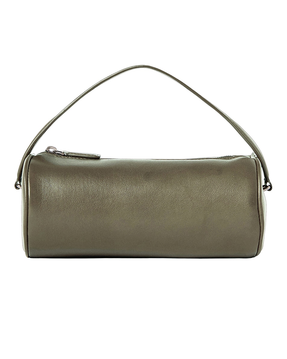 Круглая сумка в стиле 90-х The Row, Sage Ans
Круглая сумка в стиле 90-х The Row, Sage Ans