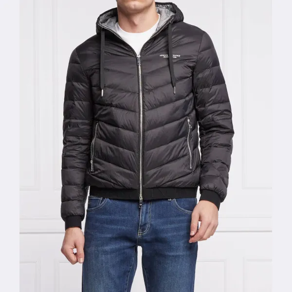 Куртка Armani Exchange Regular Fit Down, черный
Куртка Armani Exchange Regular Fit Down, черный