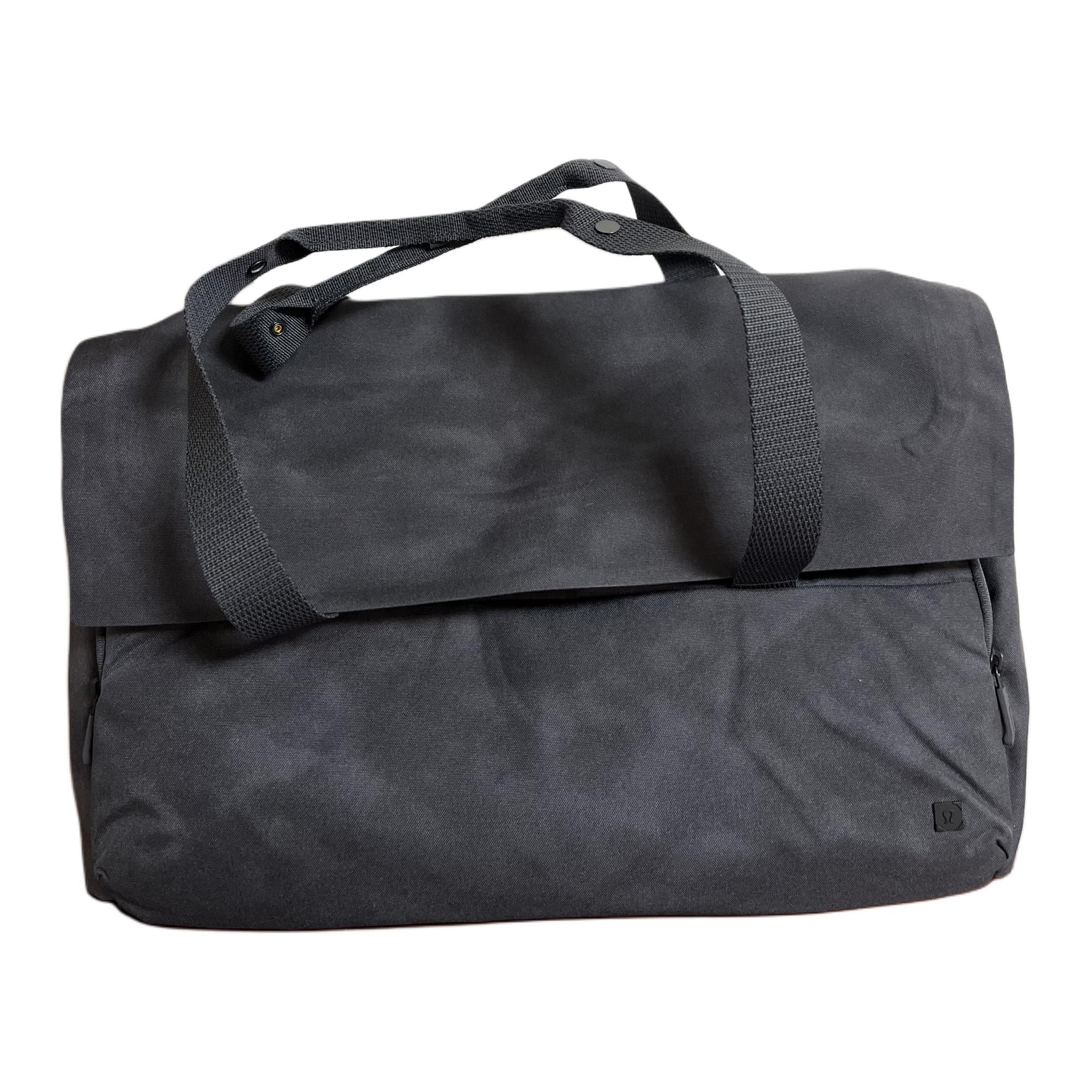 Lululemon Нейлоновая сумка мужская черная, Black
Lululemon Нейлоновая сумка мужская черная, Black